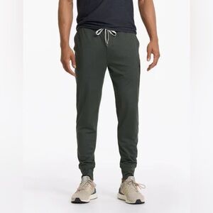 EUC Vuori Men's Sunday Performance Jogger Forest Heather Green XXL